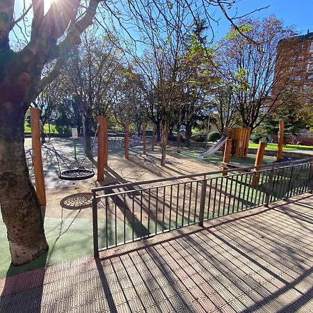 Piso Deluxe Centro Cerca Del Bec Apartment Barakaldo Exterior foto