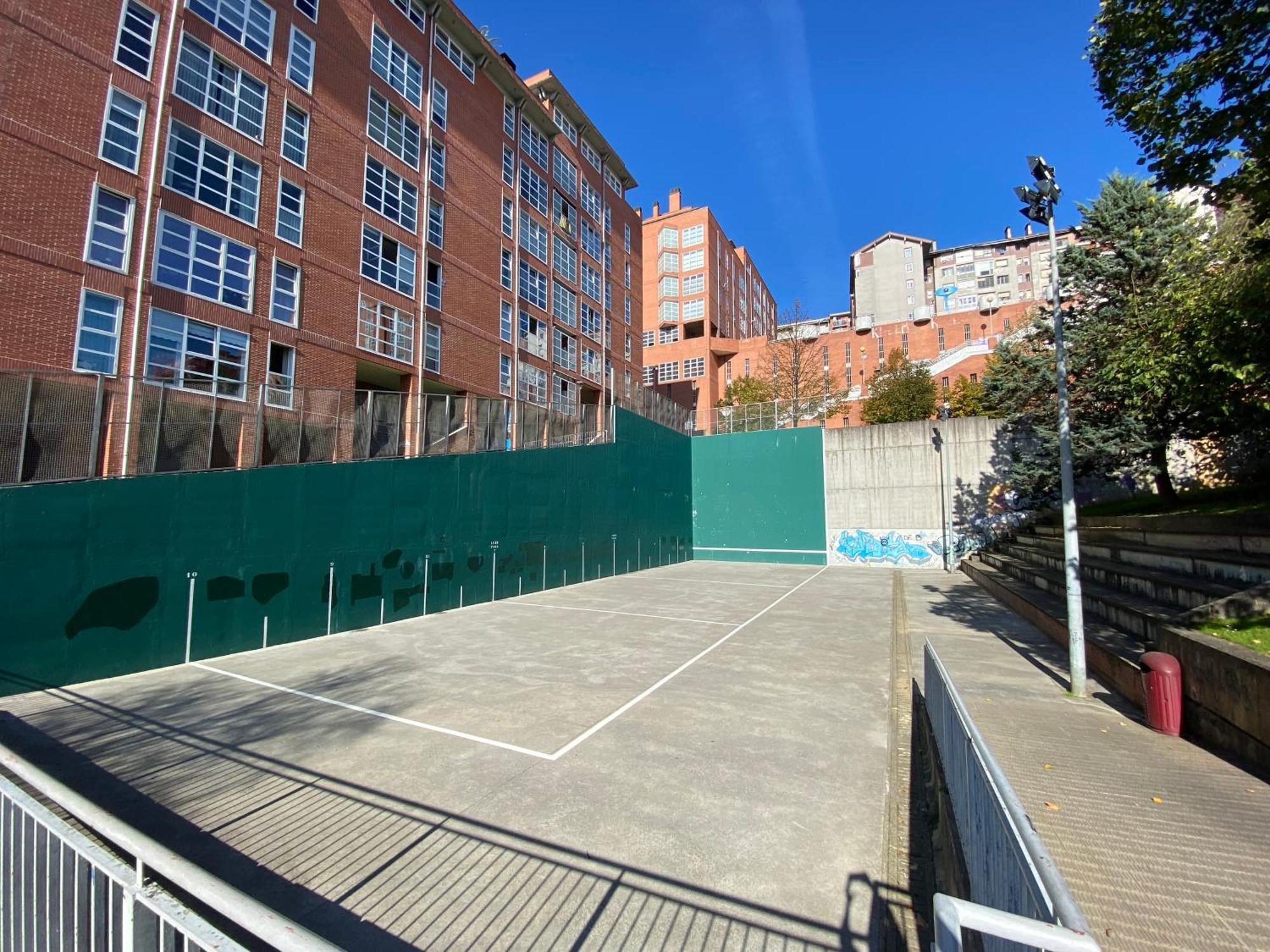 Piso Deluxe Centro Cerca Del Bec Apartment Barakaldo Exterior foto